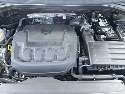 Used 2020 Volkswagen Tiguan SE R-Line FWD image 33