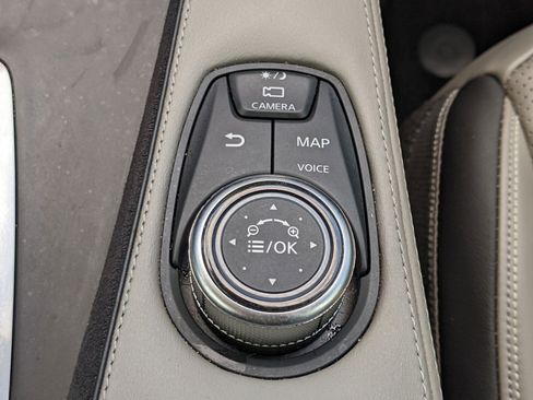 Used 2023 INFINITI QX50 Sensory image 28