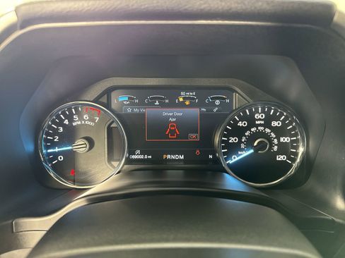 Used 2019 Ford F150 Lariat image 17