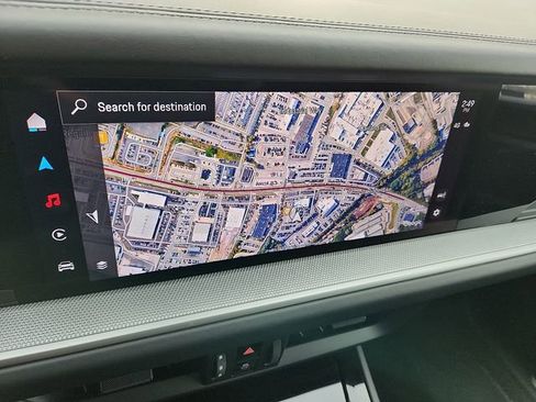 Certified 2024 Porsche Cayenne Coupe image 19