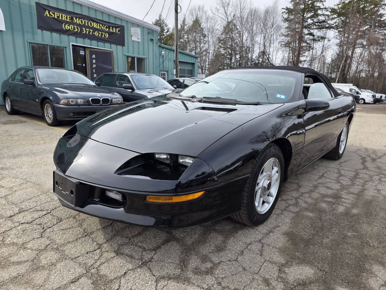 Used 1994 Chevrolet Camaro LT RWD image 4