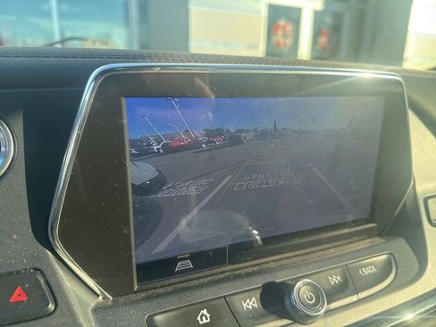 Used 2022 Chevrolet Blazer RS w/ Enhanced Convenience Package image 3