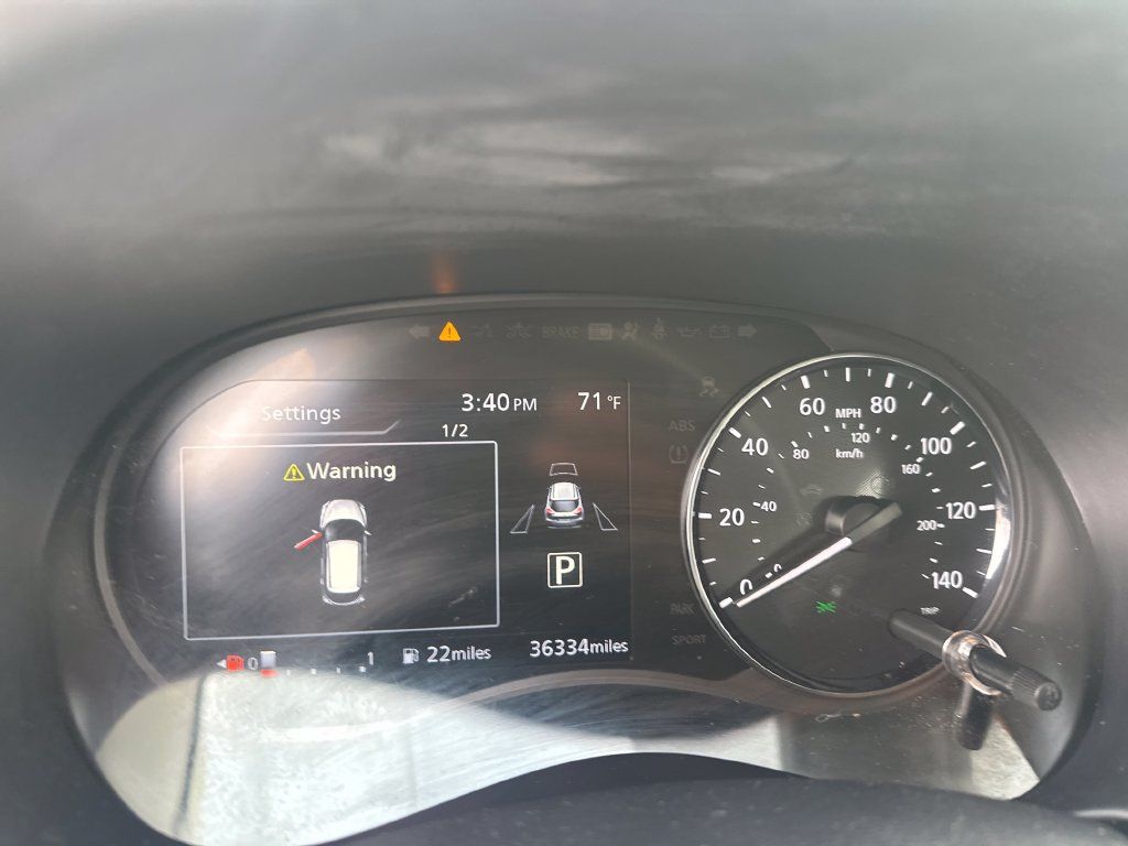 Certified 2024 Nissan Kicks SV FWD image 15