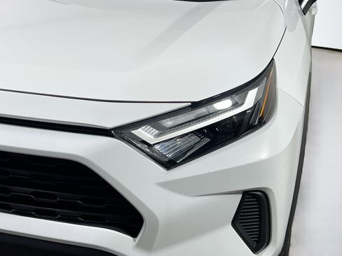 Used 2024 Toyota RAV4 LE image 12