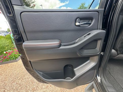 Used 2023 Nissan Frontier Pro-X w/ Pro-X Premium Package RWD image 28