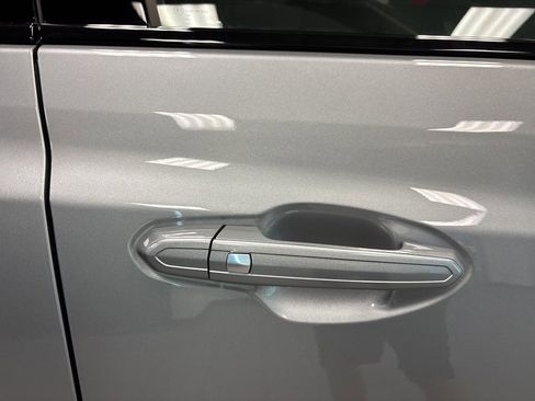 Used 2025 Cadillac XT5 Sportv image 10