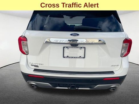 Used 2023 Ford Explorer Limited w/ Class IV Trailer Tow Package image 12