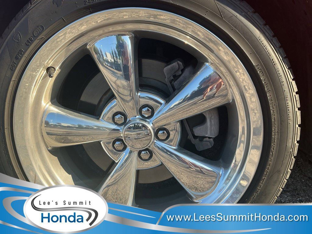 Used 2012 Dodge Challenger R/T RWD image 5