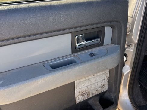 Used 2014 Ford F150 XLT w/ XLT Chrome Package image 15