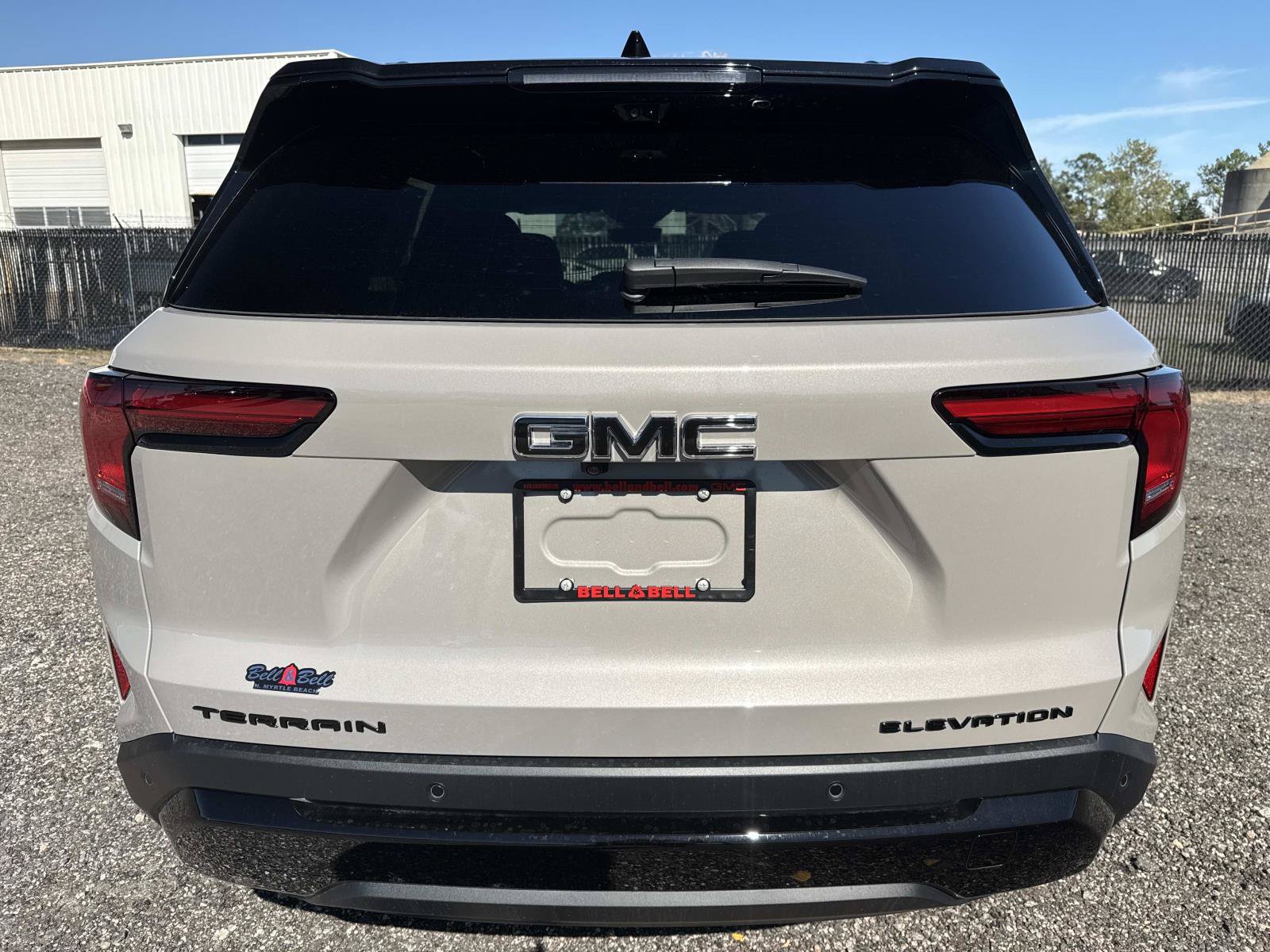 New 2027 GMC Terrain Elevation FWD image 4