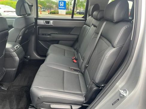 Used 2024 Hyundai Santa Fe XRT image 13