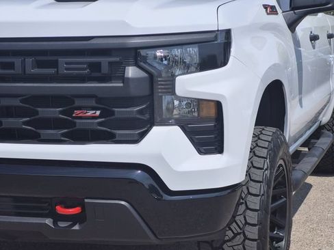 Used 2025 Chevrolet Silverado 1500 Custom Trail Boss AWD/4WD image 5