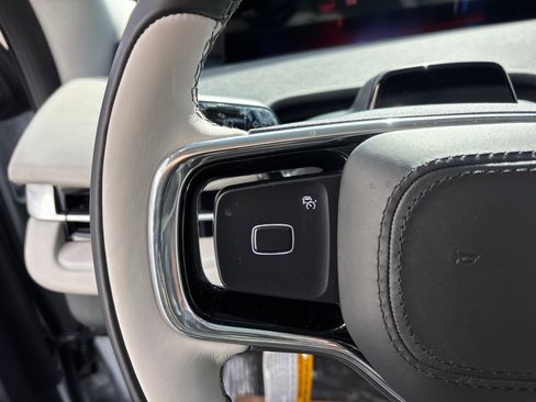 New 2026 Lincoln Navigator L Reserve AWD/4WD image 16