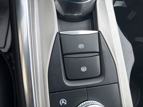 Used 2023 Ford Explorer Limited w/ Limited Technology Package image 29