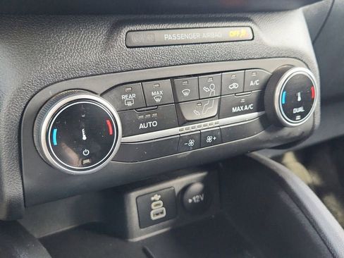 Used 2025 Ford Escape Active AWD/4WD image 26
