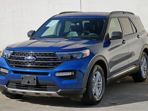 Used 2020 Ford Explorer XLT w/ Equipment Group 202A RWD image 42