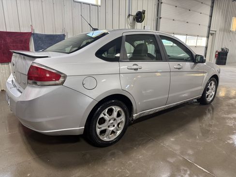 Used 2009 Ford Focus SES image 1