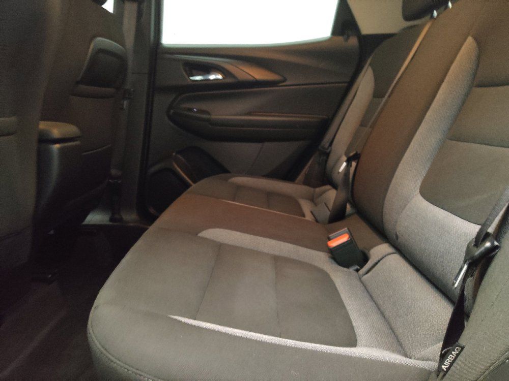 Used 2025 Chevrolet TrailBlazer LT w/ Driver Confidence Package FWD image 18