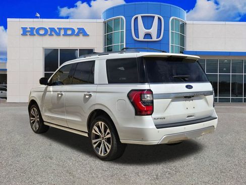 Used 2021 Ford Expedition Platinum RWD image 4