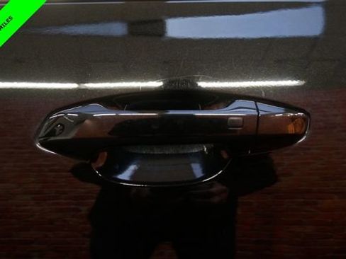 Used 2025 Kia Seltos EX w/ EX Sunroof Package image 76