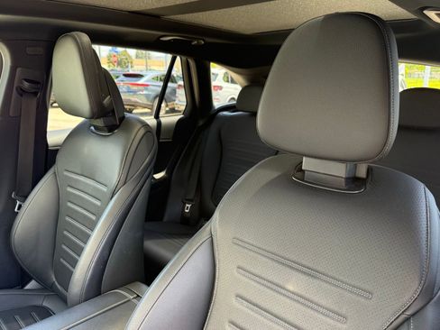 Used 2023 Mercedes-Benz GLC 300 image 28