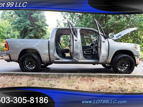 Used 2019 RAM 1500 Laramie AWD/4WD image 31