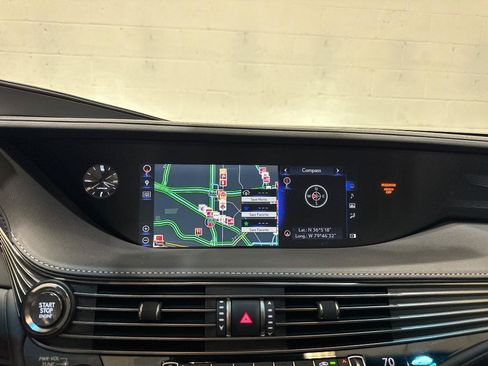 Used 2018 Lexus LS 500 w/ Accessory Package (Z1) RWD image 48