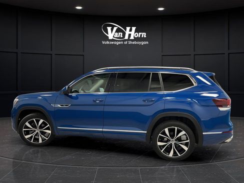 Used 2025 Volkswagen Atlas SEL Premium R-Line AWD/4WD image 4