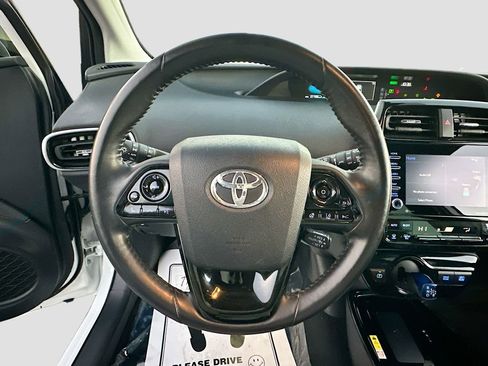 Used 2022 Toyota Prius Nightshade image 11