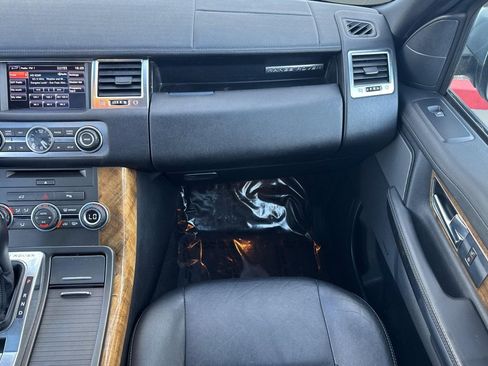 Used 2013 Land Rover Range Rover Sport HSE image 31