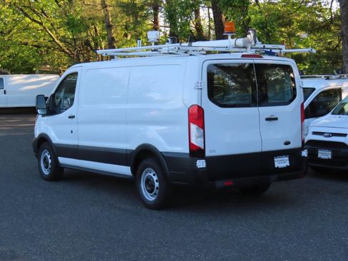 Used 2015 Ford Transit 150 130 Low Roof RWD image 4