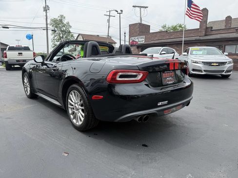 Used 2020 FIAT 124 Spider Classica w/ Technology Group image 7