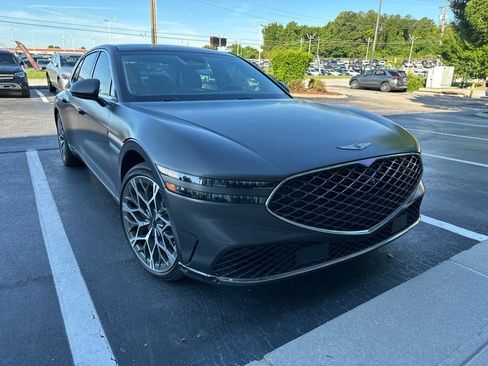 Used 2023 Genesis G90 3.5T AWD/4WD image 3