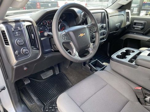 Used 2018 Chevrolet Silverado 2500 LT AWD/4WD image 14