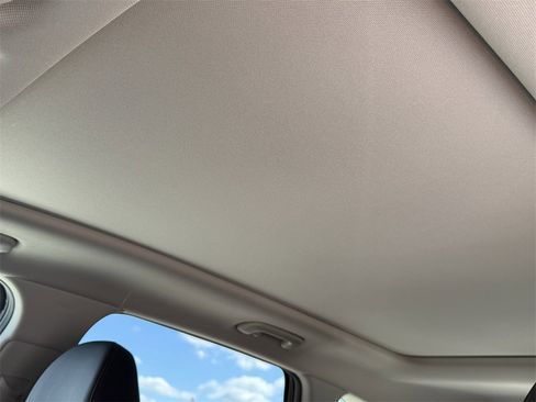New 2026 Kia Sorento S w/ S Panoramic Sunroof Package image 21