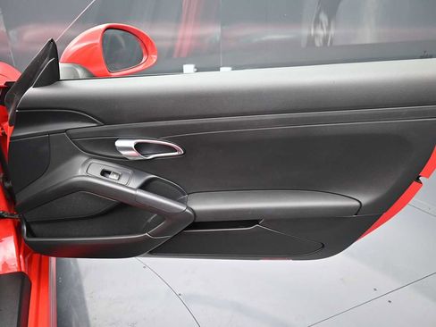 Certified 2014 Porsche Boxster RWD image 16