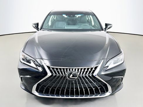 New 2025 Lexus ES 350 w/ Luxury Package image 2