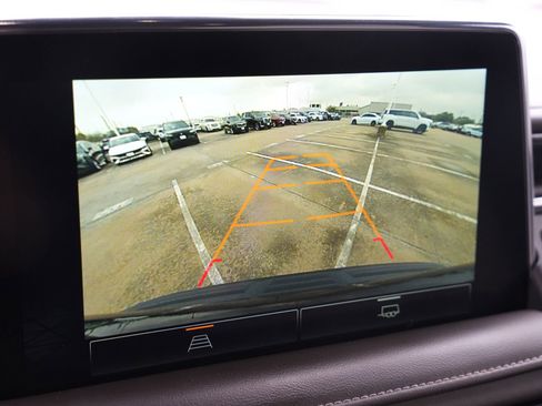 Used 2023 GMC Yukon SLT RWD image 13