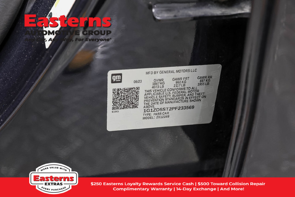 Used 2023 Chevrolet Malibu LT FWD image 32