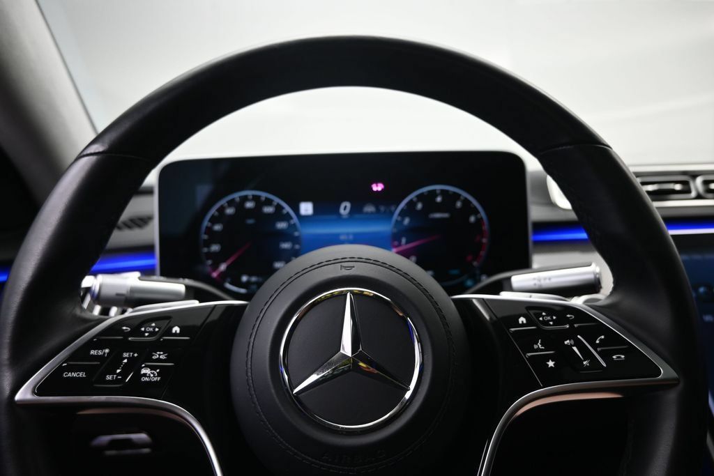 Used 2023 Mercedes-Benz S 580 4MATIC Sedan image 13