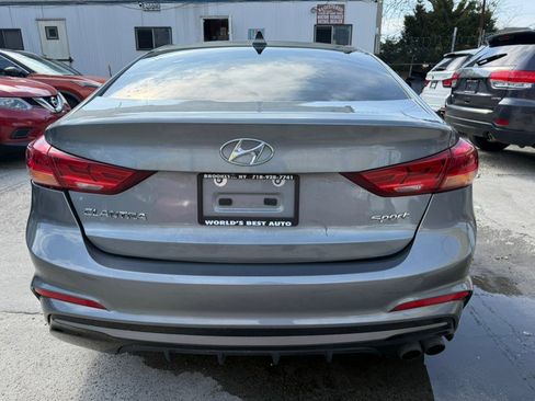 Used 2018 Hyundai Elantra Sport image 5