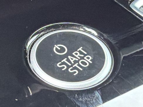 Used 2024 Audi Q4 e-tron Premium image 34