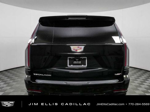 Certified 2025 Cadillac Escalade V AWD/4WD image 32