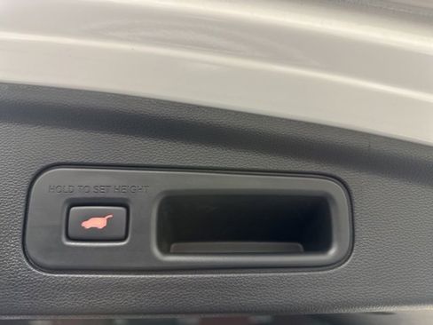 Used 2023 Acura MDX A-Spec image 18