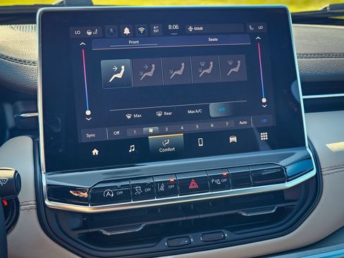 New 2026 Jeep Compass Limited AWD/4WD image 22