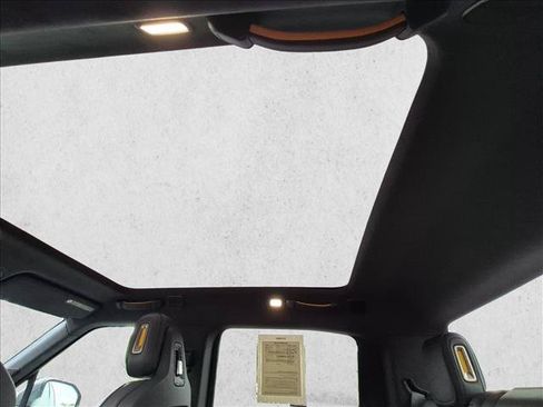 Used 2022 Rivian R1T Launch Edition AWD/4WD image 19