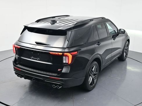Used 2025 Ford Explorer ST w/ Sun And Sound Package AWD/4WD image 39