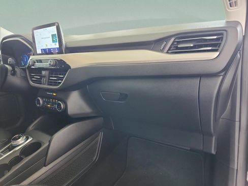 Certified 2022 Ford Escape SEL w/ Technology Package FWD image 20