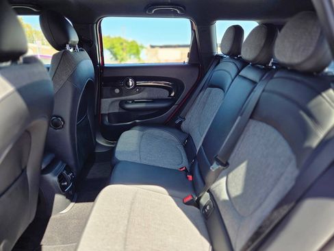 Used 2016 MINI Cooper Clubman FWD image 39