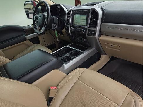 Used 2019 Ford F350 Lariat w/ Lariat Value Package AWD/4WD image 12